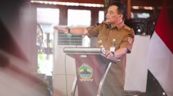 Lahan Tambak Terendam Rob, Gubernur Ahmad Luthfi Langsung Telepon Menteri KKP Minta Solusi Nila Salin
