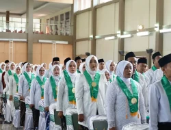 UIN Walisongo Kukuhkan 2.655 Guru Profesional