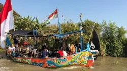 Tradisi Sedekah Laut Bandengan Kendal, Wujud Syukur Nelayan yang Bertahan Lintas Generasi