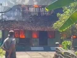 Kebakaran Rumah di Purwodadi Purworejo, Satu Sepeda Motor Hangus