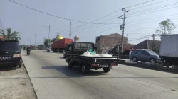 Pengecoran Jalan Pantura Brangsong Rampung, Arus Lalu Lintas Kembali Lancar