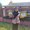 Guru SMPN 2 Cepiring Kendal Raih Penghargaan MURI Tiga Kali Berturut-turut