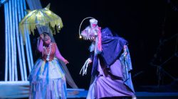 Teater Lentera Jepara Tutup Pentas Keliling Lewat Lakon Jarbuarong di Cirebon