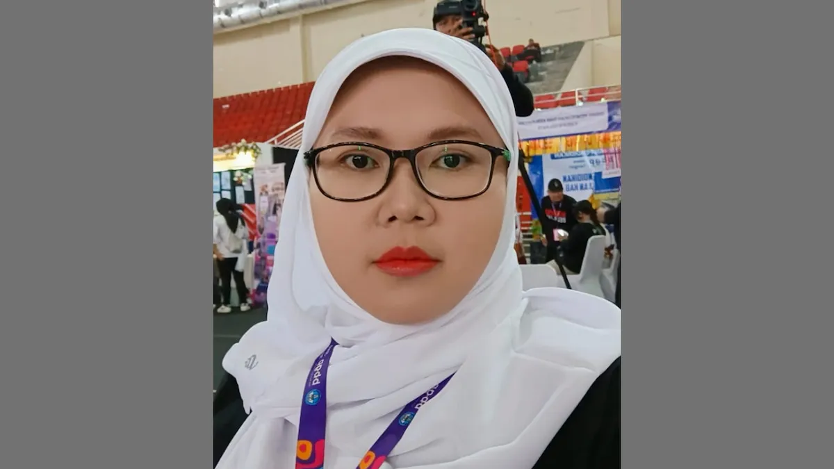 Dyah Budi Peranita, Guru SMP Negeri 1 Demak