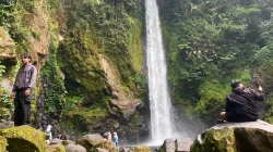Asyiknya Liburan di Curug Genting Batang, Cuma Bayar Rp 5 Ribu Bisa Nikmati Alam Sejuk