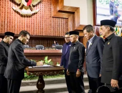 Pertanggungjawaban APBD Jateng 2025 Disetujui, Begini Strategi Ahmad Luthfi Tutup Defisit Tanpa Bebani Warga